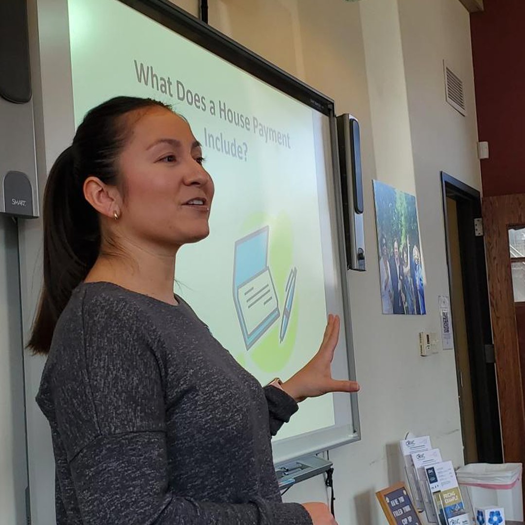 firstfederal_kc's tweet image. At First Federal Bank of Kansas City we believe our bankers can make a positive difference by providing financial education to the community all year long! Thank you to our Mortgage Loan Advisor, Julia Hernandez, for stepping up to teach at the @CHWCINC homebuyer class!