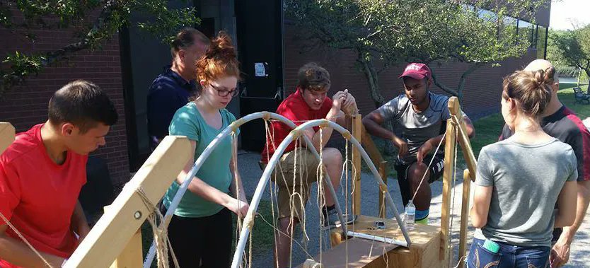 Are you a #communitycollege #STEM student planning on transferring? Check out the <a href="/MassDHE/">MA Dept of Higher Ed</a> Summer Transfer Academy program! Fill out the app &amp; get a jumpstart on your time at #university by taking a free class that applies to your major! Learn more &amp; apply buff.ly/3KCwPR8