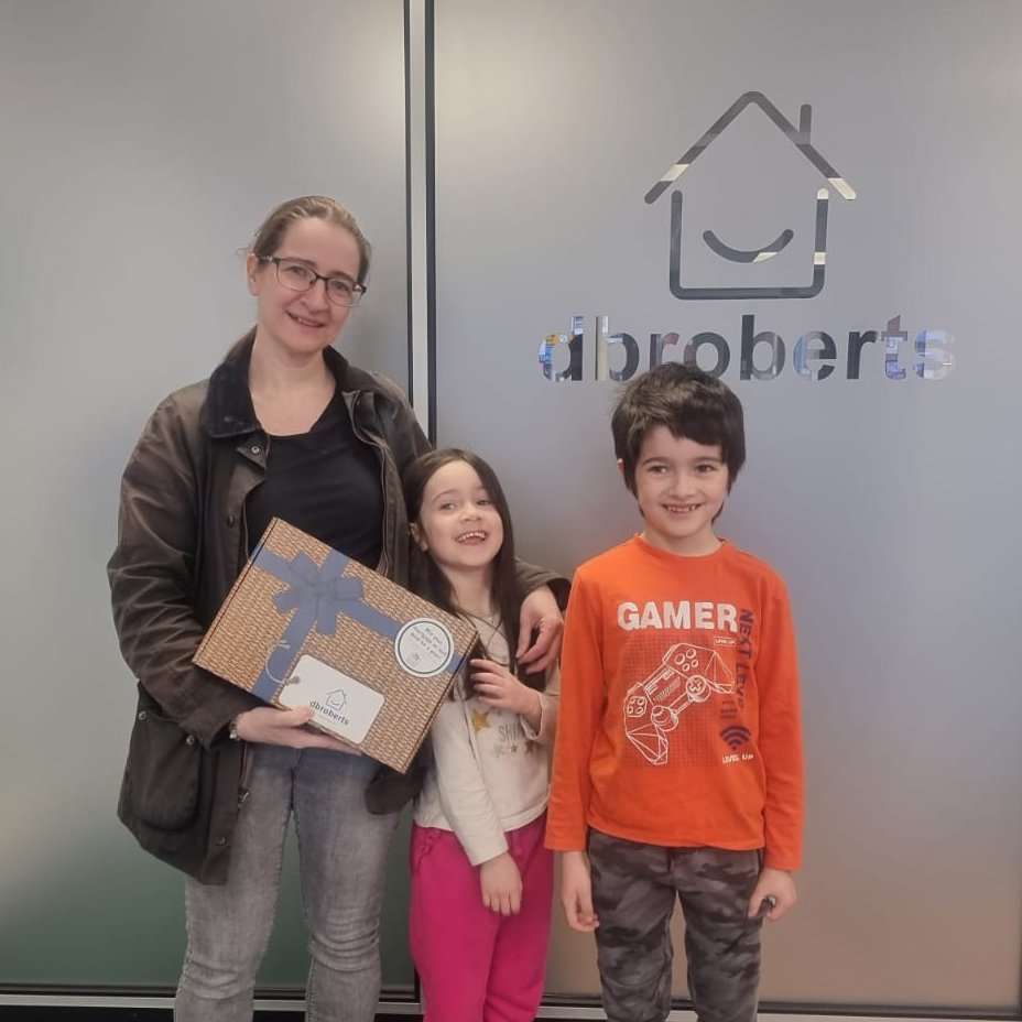 PropertyCentres's tweet image. Congratulations on collecting the keys to your new home! 🔑🏠

We hope that it brings you and your family lots of happiness and we wish you all the best 

#congratulations #keycollection #happiness #newhome #newhomeday #completionday #estateagents #keys #estateagents #dbroberts