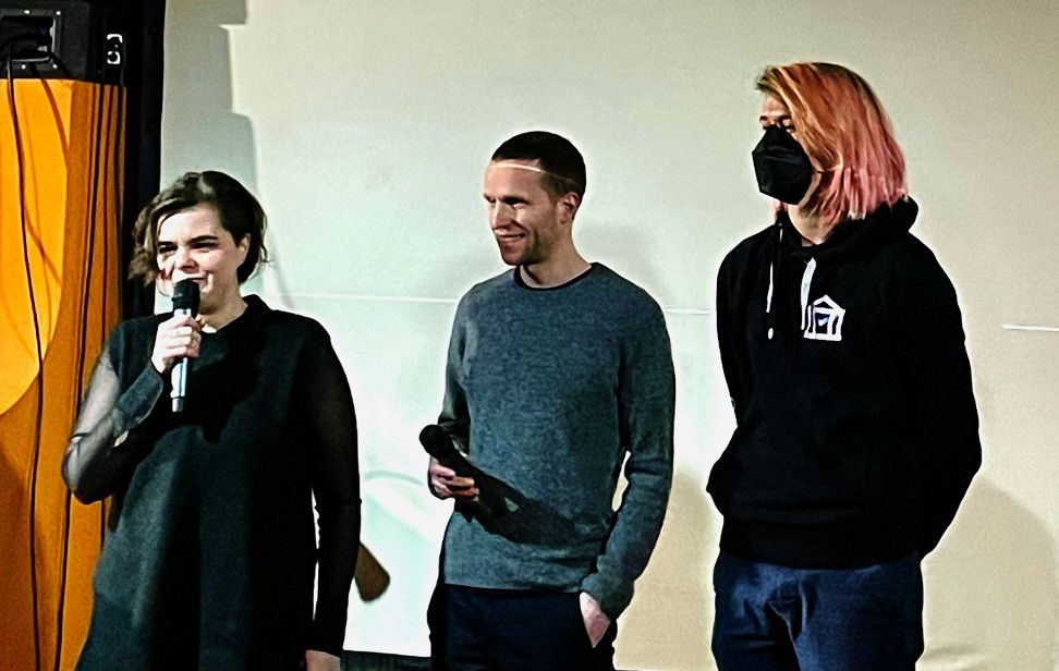 Digitale Gesellschaft (@digiges) on Twitter photo Die Digitale Gesellselslchaft hat einen neuen Vorstand!
Marie <a href="/shiromarieke/">Marie Kreil</a>, pajowu und Benjamin stellen sich vor und verraten uns, welche Pläne es für die Zukunft gibt.
digitalegesellschaft.de/2023/04/der-ne… Die Digitale Gesellselslchaft hat einen neuen Vorstand!
Marie <a href="/shiromarieke/">Marie Kreil</a>, pajowu und Benjamin stellen sich vor und verraten uns, welche Pläne es für die Zukunft gibt.
digitalegesellschaft.de/2023/04/der-ne…