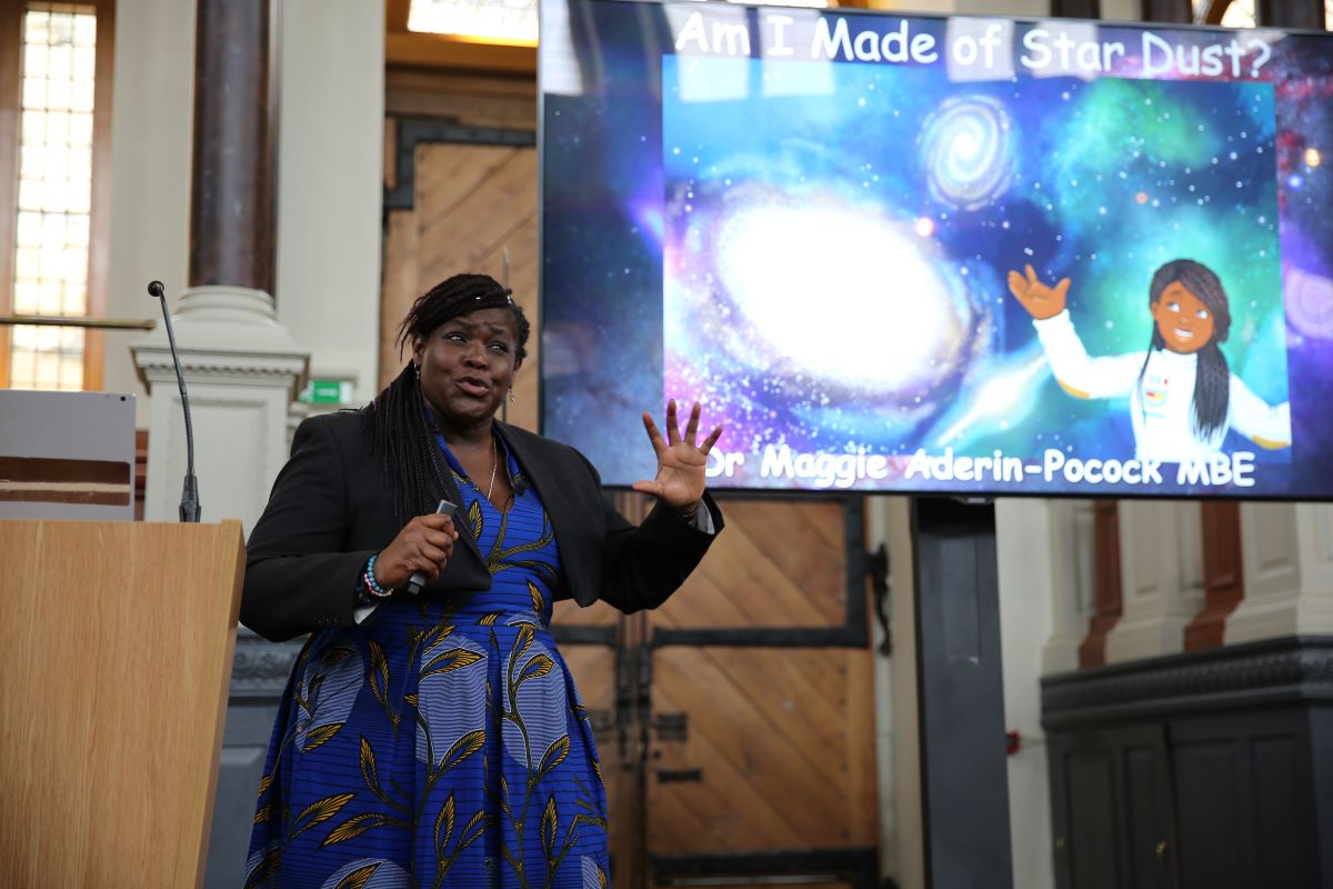 scienceoxford's tweet photo. We had such a good time at the Oxford Literary Festival @oxfordlitfest last weekend with Dr Maggie Aderin-Pocock, hearing about big questions & big, crazy dreams, that we wrote about it. Be inspired too! https://t.co/r2BerINdLR
#inspire #STEMeducation #STEMRoleModel https://t.co/lZNUVetz0U