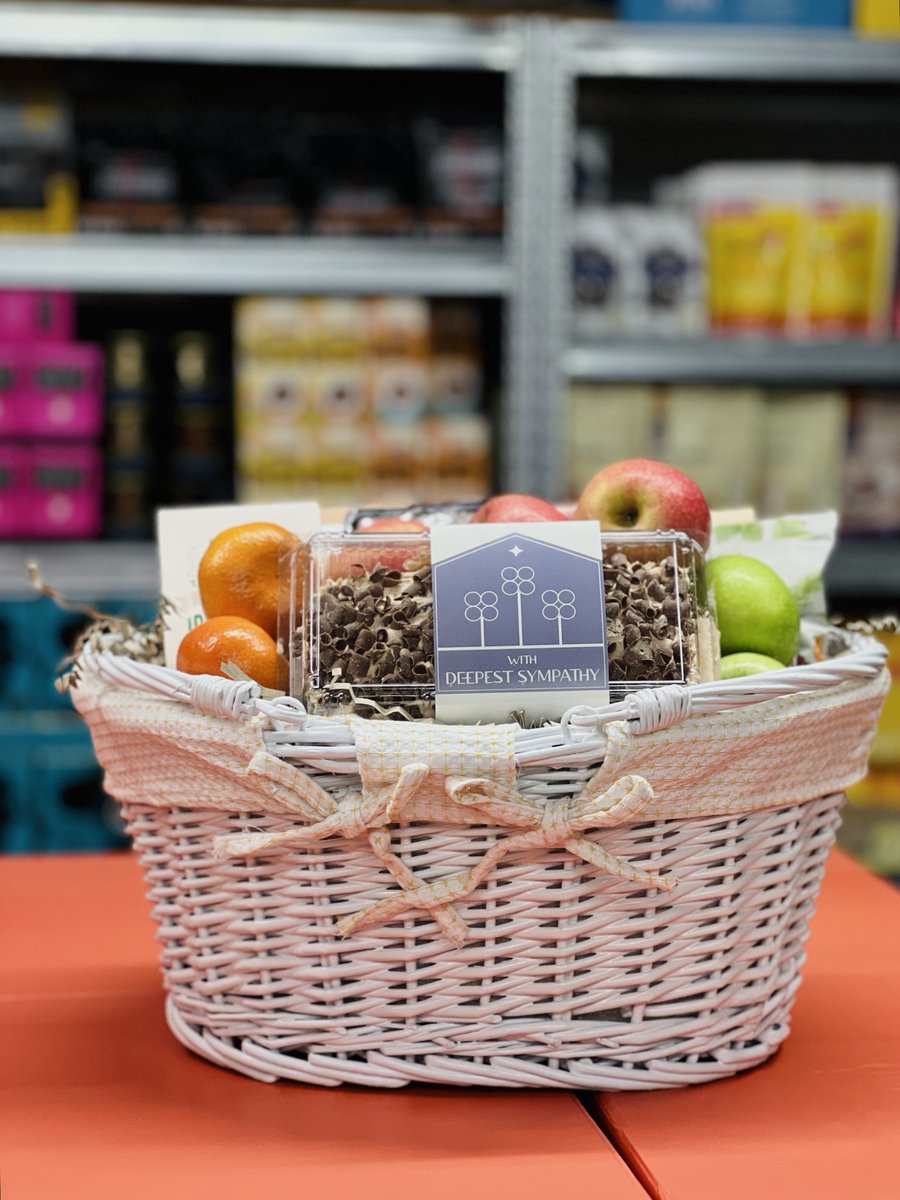 Today’s Gift Basket of the Day is the "Sympathy Fruit Basket"

ow.ly/VCOl50NmUms

Follow &amp; RT to enter #prize draw to #win a Gift Basket. More info via our blog. 

#dailydispatch #gifts #competition #sympathygifts #bereavementgifts