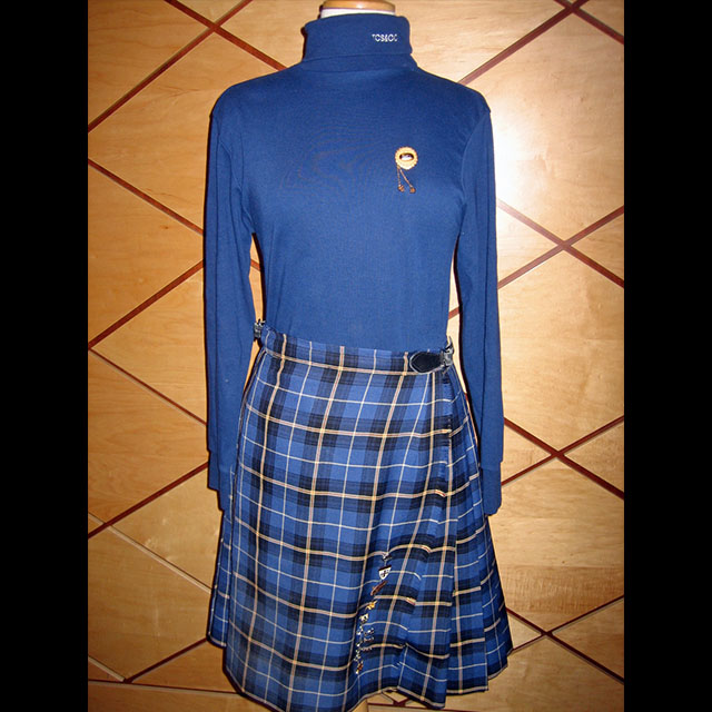 TCSCC_Athletics's tweet photo. It's #TartanDay so we're taking a look back at the Cricket Club Tartan introduced in 1977 to celebrate 150 years of Cricket at the original Toronto Cricket Club #TBT #TCSCC #torontocricketclub #thecricketclub https://t.co/xAQbF0SuAP
