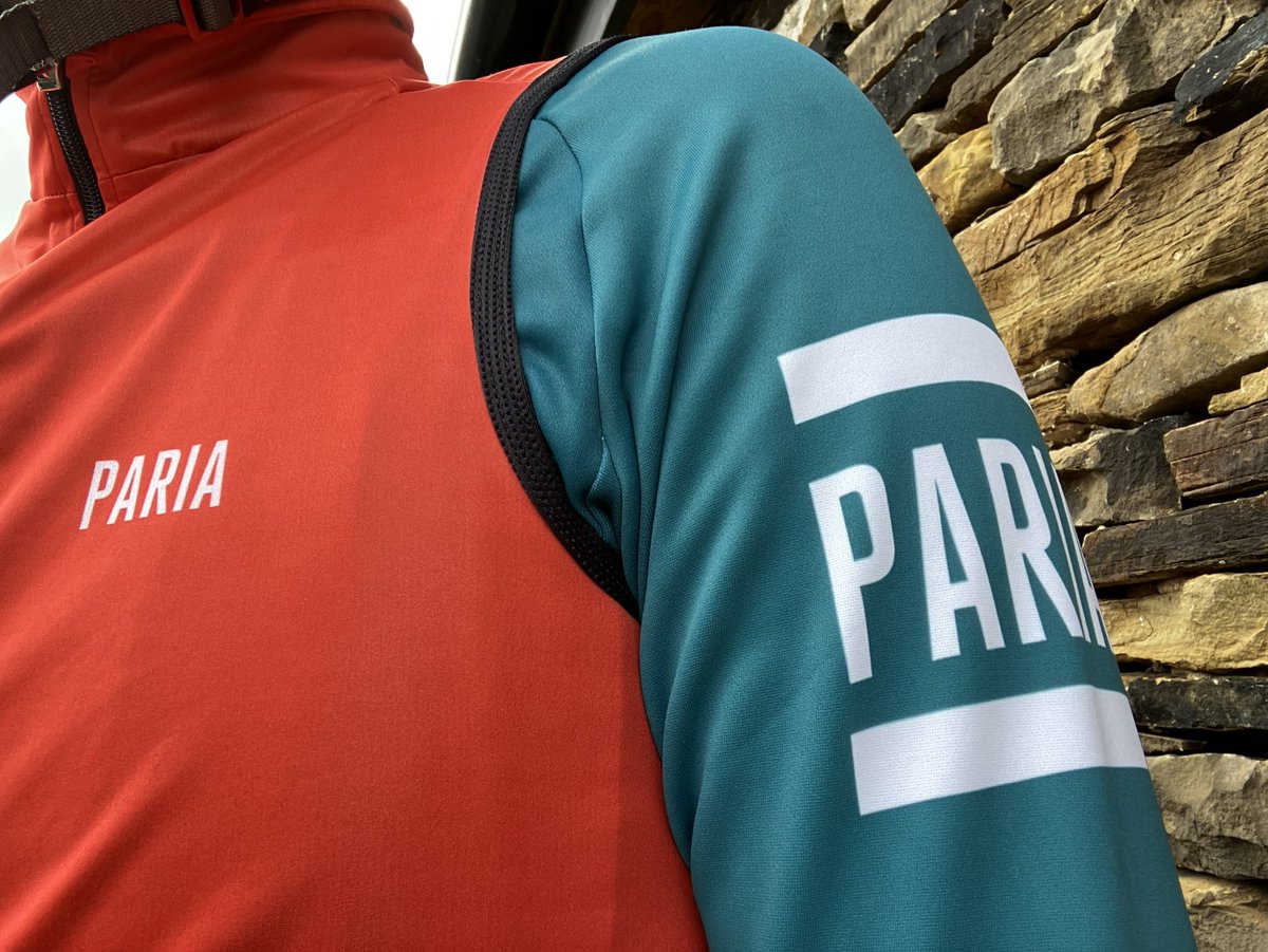 robjohnhud's tweet photo. Loving the new kit from @pariacc https://t.co/qdUU68NJGW