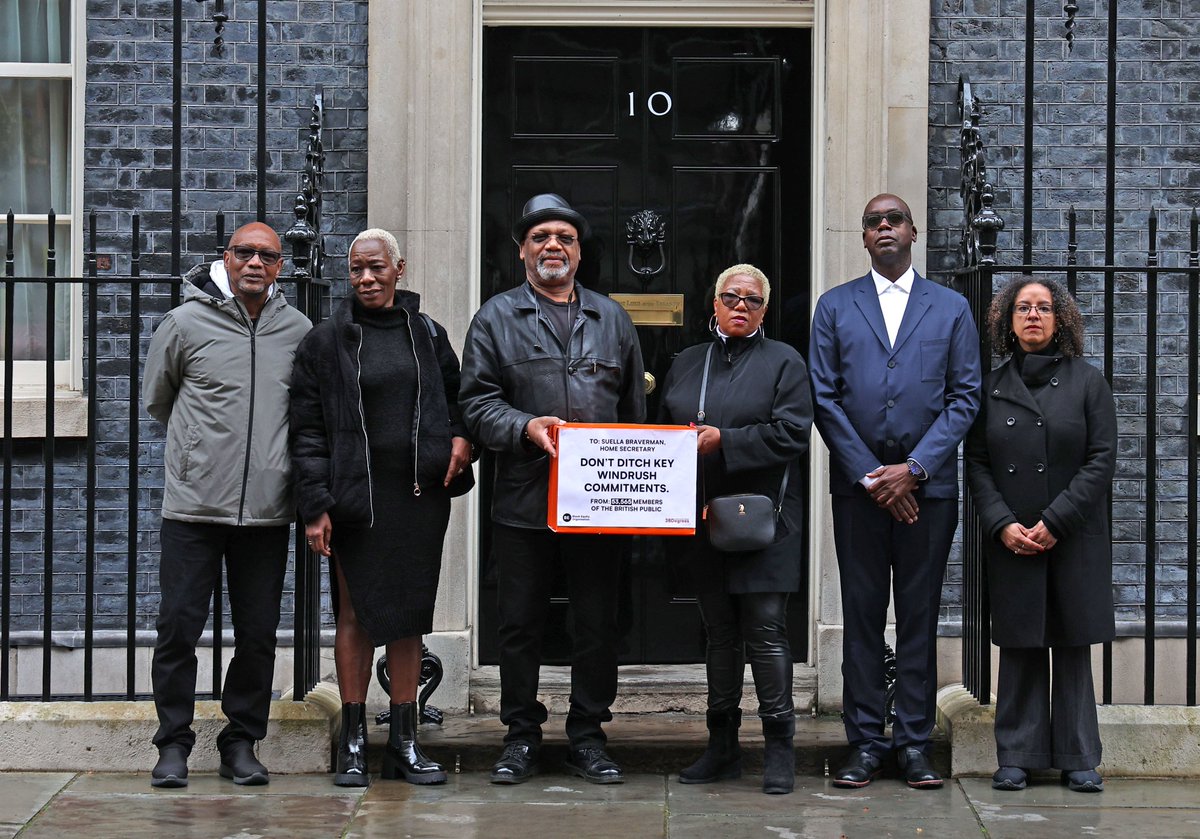 BlackEquityOrg's tweet photo. Today, we handed in our petition signed by over 53,000 people, to @10DowningStreet and letter to Prime Minister @RishiSunak, calling for a recommitment to the Williams report recommendations. We were honoured to be joined by survivors, Windrush campaigner @ppvernon and @38degrees https://t.co/NpZVWbvOgr