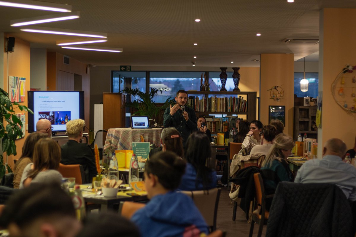 Woonzorgcentrum Sporenpark en de Interculturele Raad van Stad Beringen organiseren een gezamenlijke iftar-maaltijd beringen.be/woonzorgcentru…