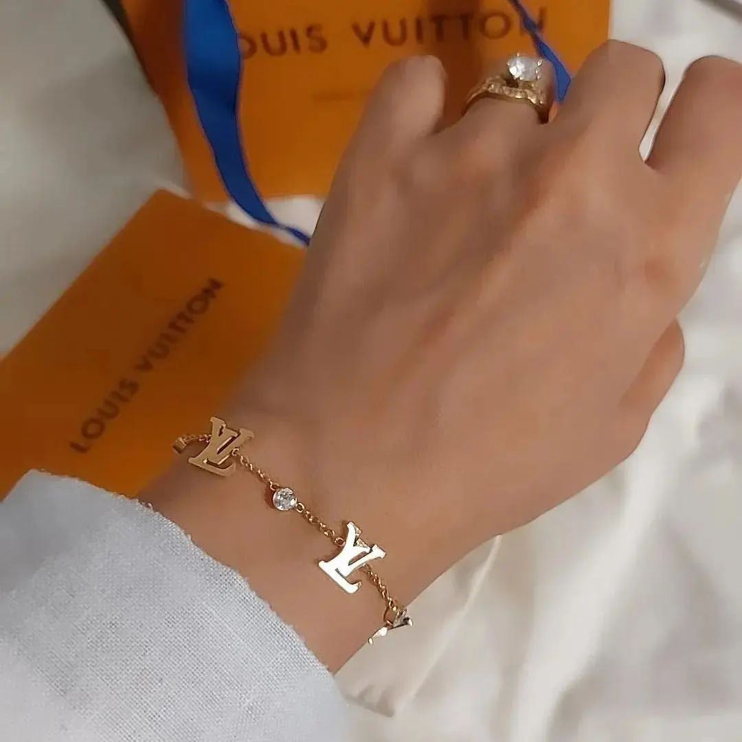 ًمتجركم tweet media