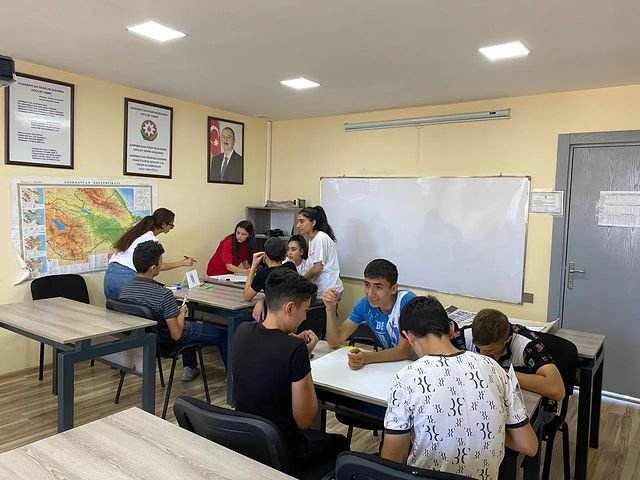 Fatime1219's tweet photo. Xalqın gələcəyi olan gənclər üçün #Gikmbaglanmasın 

@presidentaz @1VicePresident @Youthfund_Az @AzerbaijanPA

#Gikm #Gikmbaglanmasın https://t.co/7bBoMM1JkD
