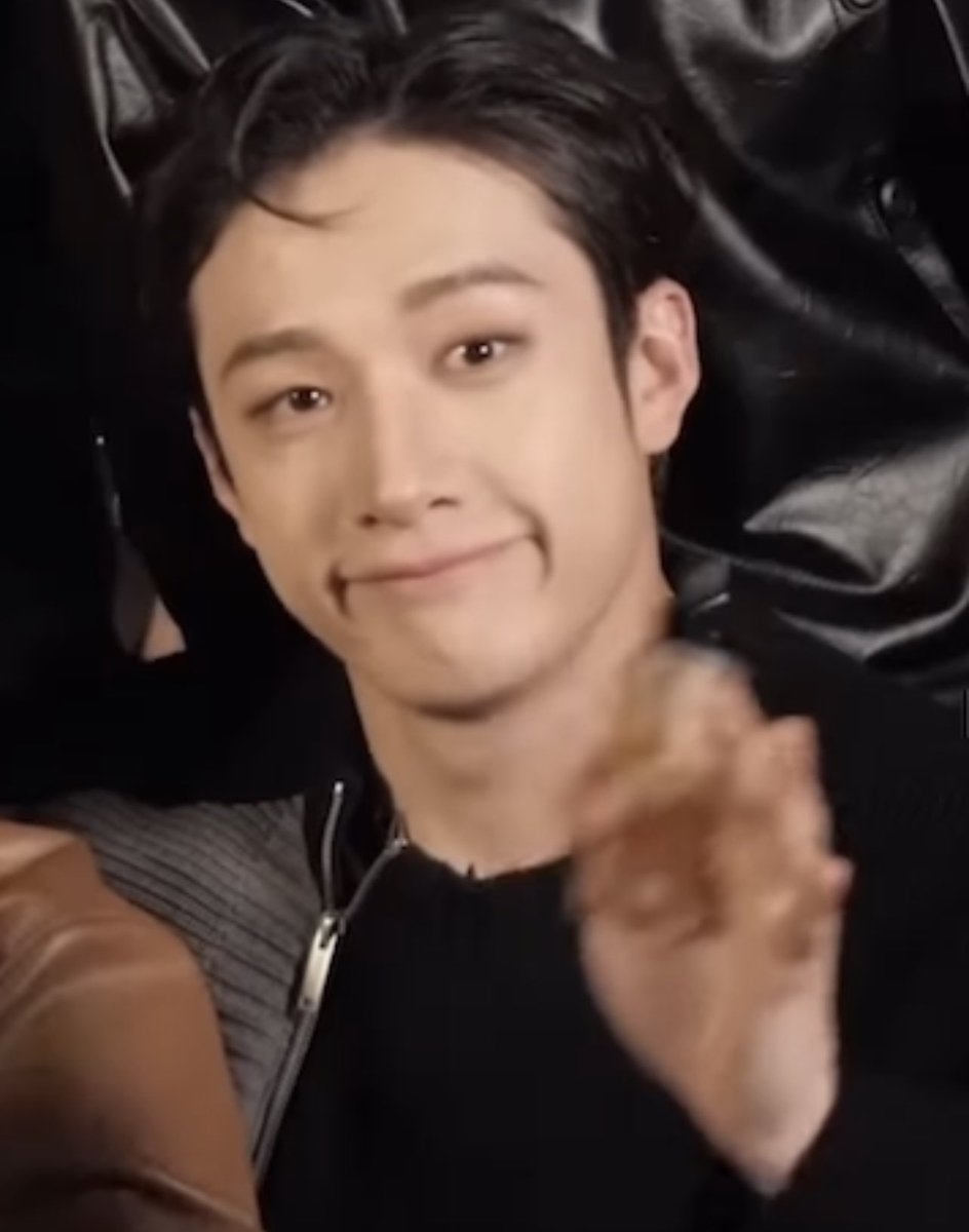 captainCB97s's tweet photo. CHAN IS SO CUTE 
🐺: BYE~ :] https://t.co/sWJq23AmPy