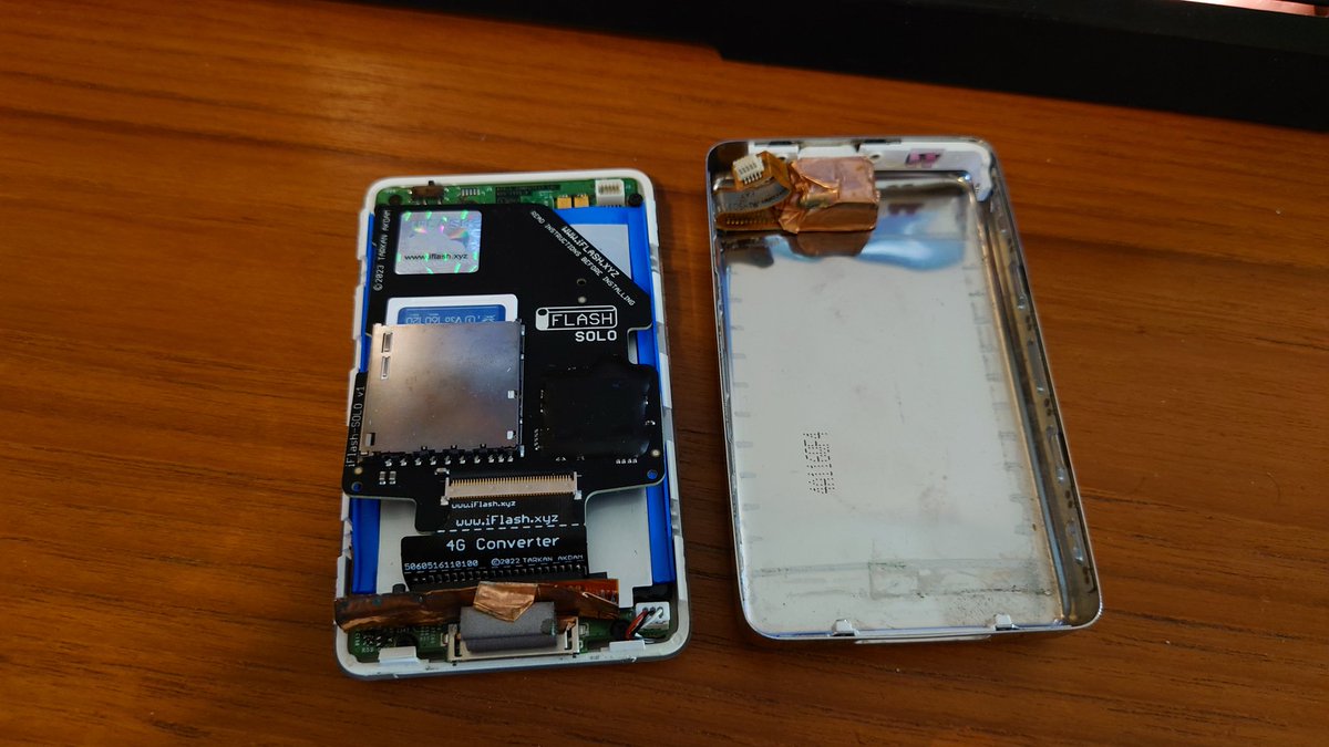 saiboltdragon's tweet photo. Little meh today. Was looking forward to putting together the 3rd &amp; 5.5 gen. But the order was messed up and they sent me the wrong batteries. Two 3rd gen batts and they're less than ones I paid for. -_- 
At least the case I got for the 3rd is really clean. https://t.co/ZoRkbWP2rq