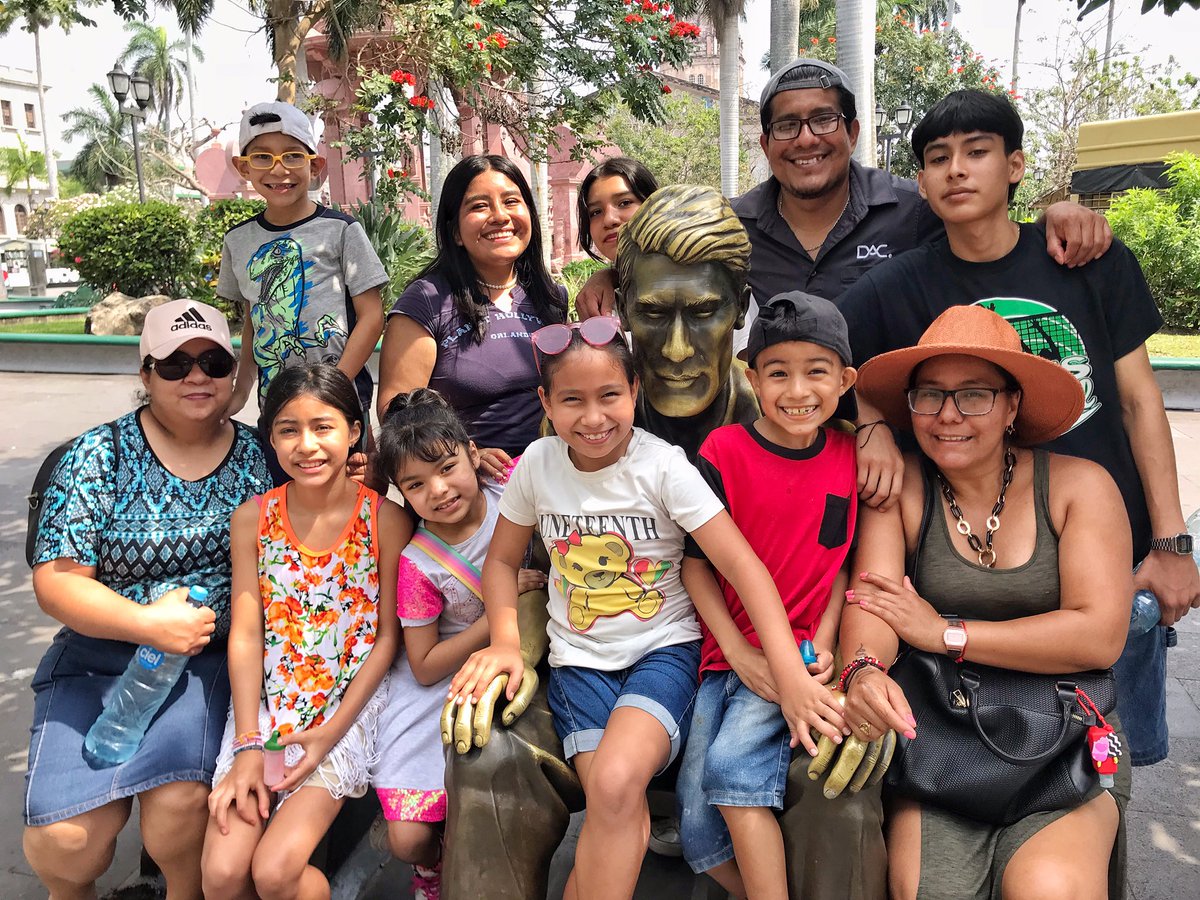 Turismo_Tampico's tweet photo. ¡Tampico está de moda! y sigue recibiendo visitantes de diferentes partes del país.
Hoy jueves se espera una mayor afluencia de turistas. 

#tampico #turismotampico #tampicoinspira #tampicobicentenario #tampicohermoso #descubretampico #tampicocultural https://t.co/kFrfqFFWkO