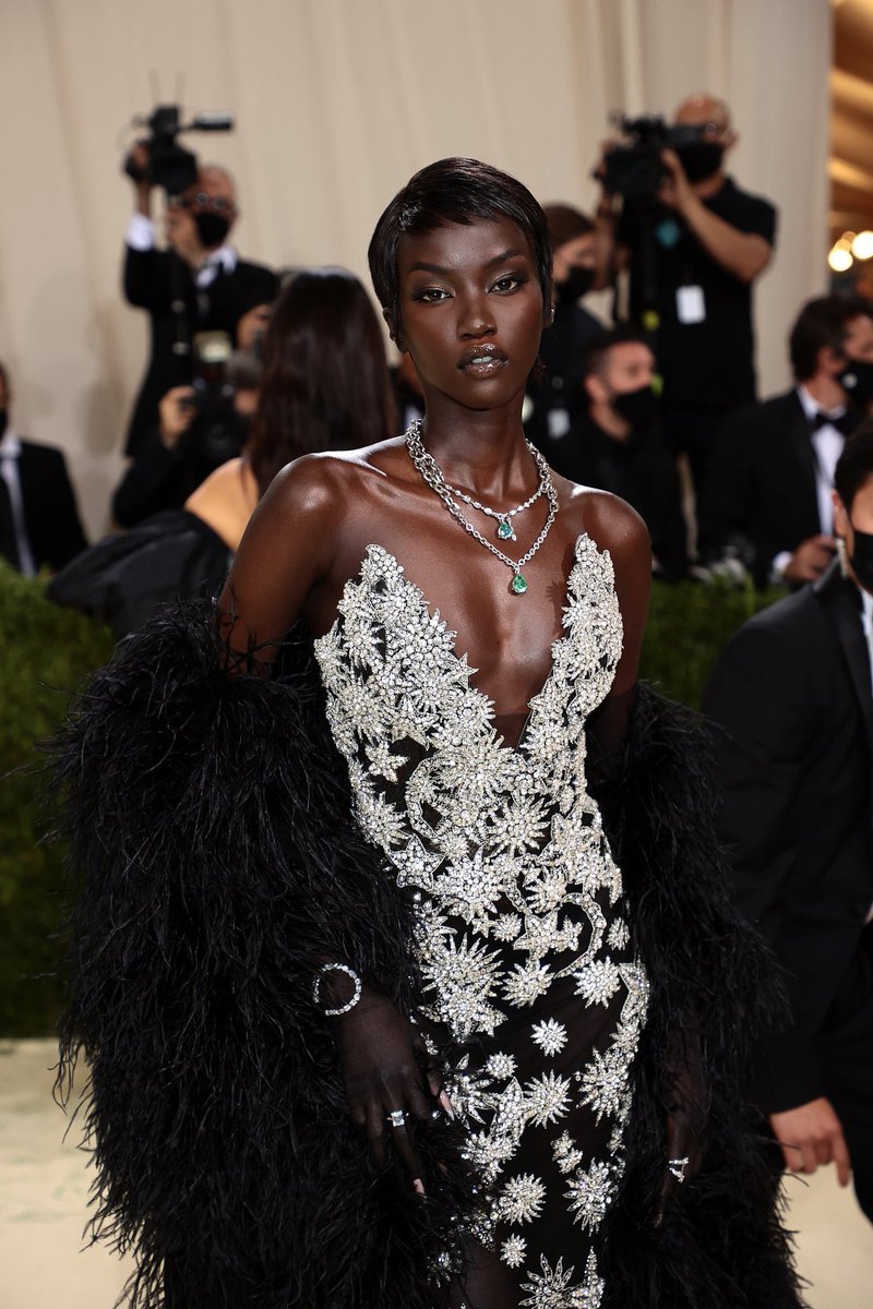 saintdoII's tweet photo. the fact that this was her first ever met gala and she went home knowing she was the best dressed on the carpet and at the after party https://t.co/kuoiPpFXmb