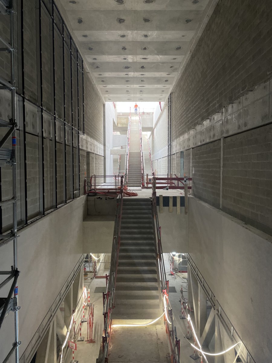 Extension of the line 14 with the construction of the L'Haÿ-les-Roses subway station, a 21m deep parallelepiped with 8 levels to accompany the movements of the 40,000 daily passengers.⁠<a href="/GdParisExpress/">Grand Paris Express</a> <a href="/RATPgroup/">RATP Group</a> <a href="/VincentJeanbrun/">Vincent Jeanbrun</a>  <a href="/lhaylesroses94/">L'Hay Les Roses</a> <a href="/StephanieDaumin/">Stéphanie Daumin</a>  <a href="/Chevillylarue2/">Chevillylarue</a>