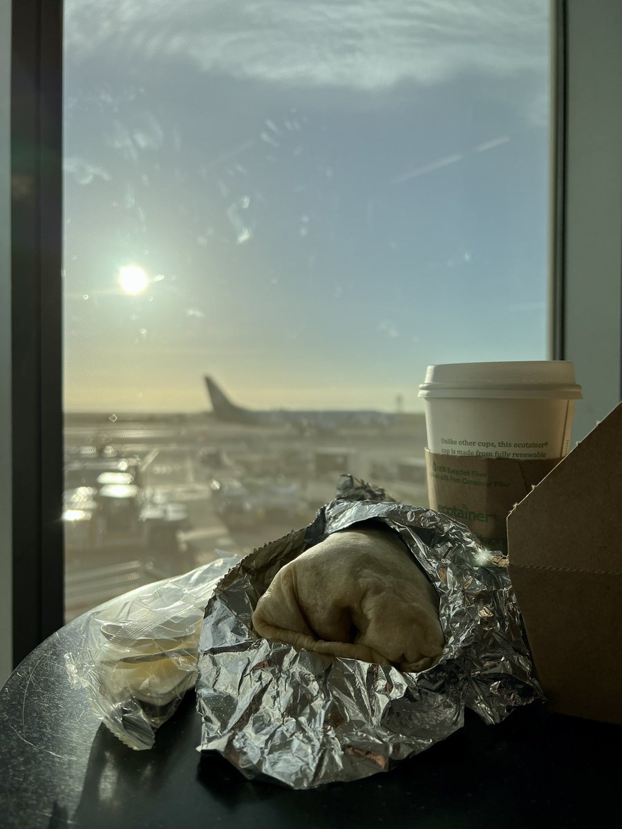 Let’s get this party started with a $22 breakfast burrito 😎🤣

Thank you #PriorityPass