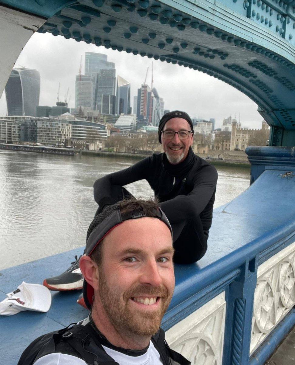 SecretRuns's tweet image. Thank you to Uri from Israel for booking a private sightseeing run with us🏃💨

Matt picked Uri up from his hotel at 7:30am and took him on a 15km run through London's best sights (and some secrets too) along the way. 🏰💂‍♀️🎡🌉