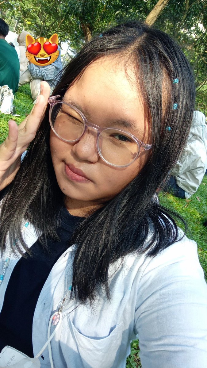geoceanosphere's tweet photo. I don't wanna make it blue, but blue is our color 🧚🏻‍♀️🧚🏻‍♀️

#TMSD #TreasureMakerSelcaDay #TeumeSelcaDay #TREASURE #트레저 #JUNGHWAN #소정환 https://t.co/0q83vTvVPU