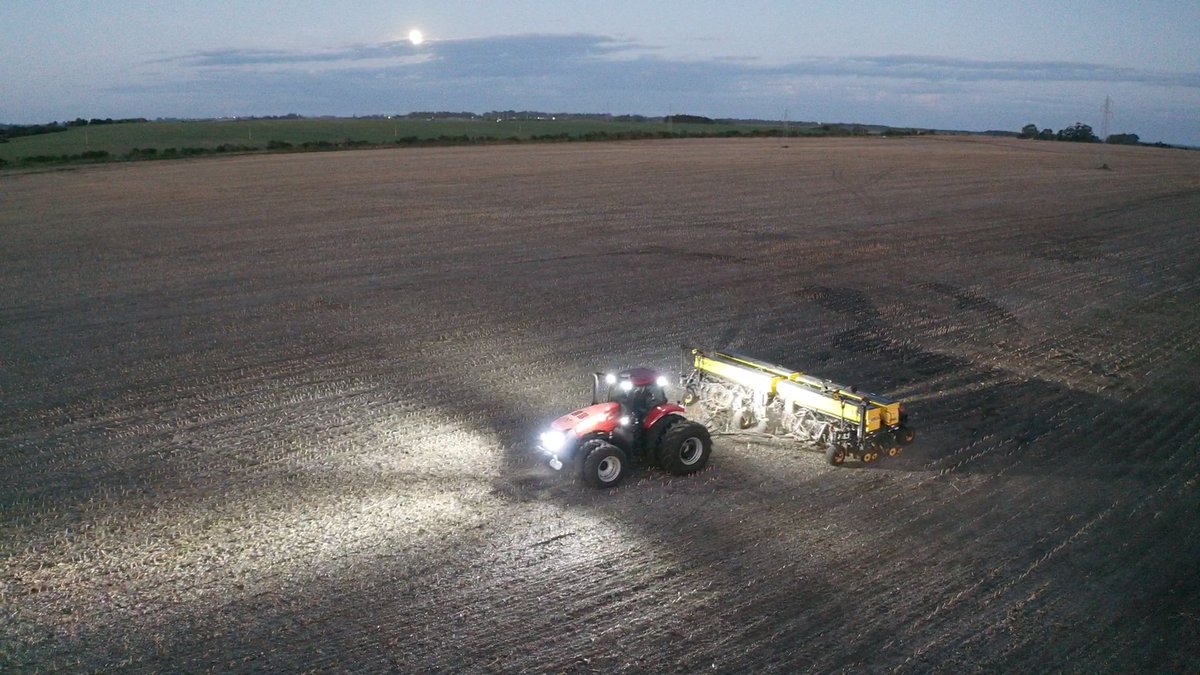 DalmasAlberto's tweet photo. Un revolcón no es caída el campo no para!!! https://t.co/zsndsK0X9Y