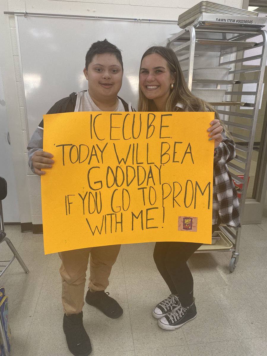 GNHSActivities's tweet photo. Promposals have begun! We can’t wait to celebrate with these amazing students! ❤️🪩💃🏼 @North_LBC @GNHSService https://t.co/3laegn3iaO