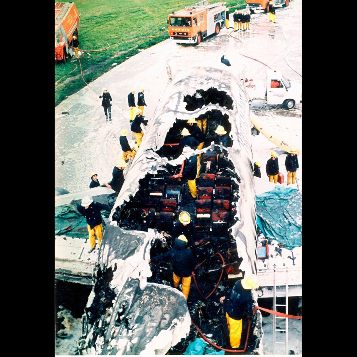 BlackBoxDown tweet media