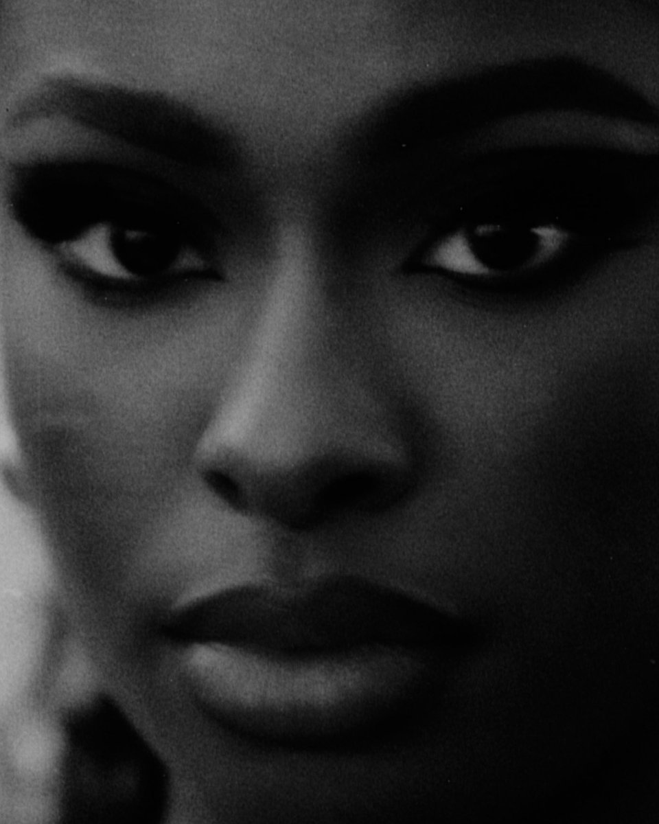 thisismarkc's tweet photo. coco jones 
photographed by me https://t.co/GMZy9CBzJ4