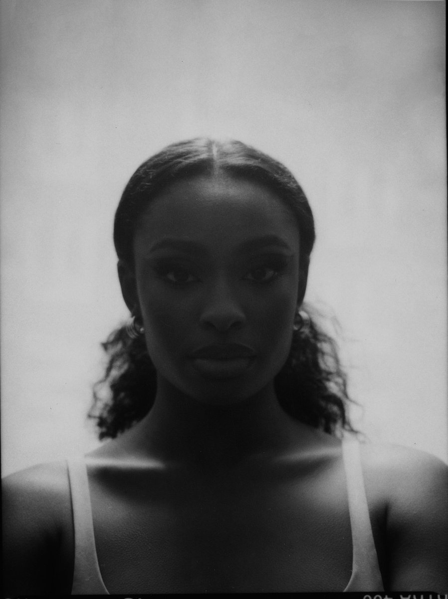 thisismarkc's tweet photo. coco jones 
photographed by me https://t.co/GMZy9CBzJ4