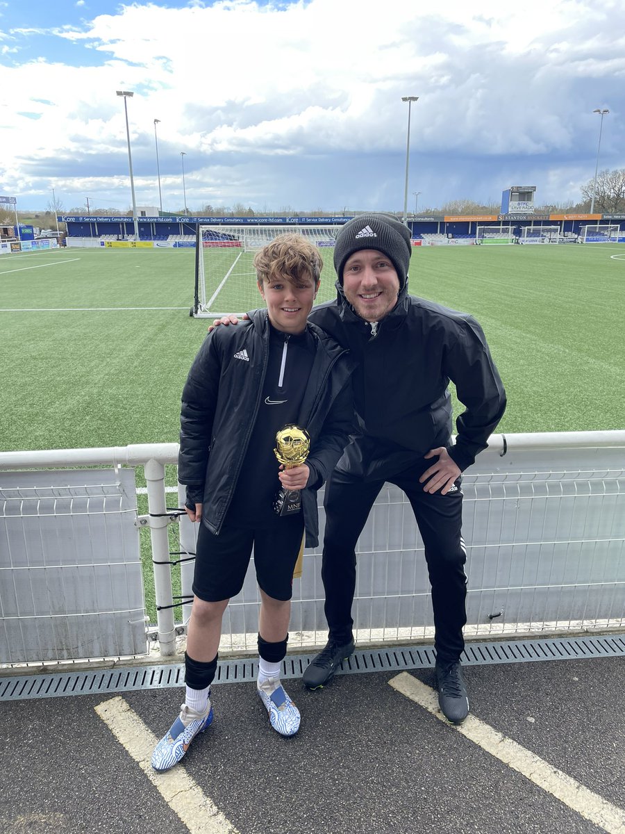 Mark Noble Football tweet media