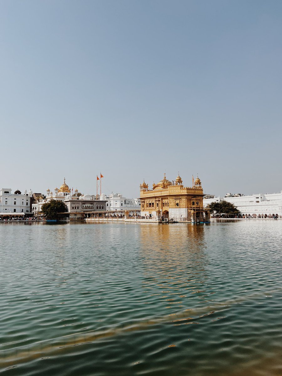 RollinInTheD33P's tweet photo. ਮੈ ਚਾਰੇ ਕੁੰਡਾ ਭਾਲੀਆ ਤੁਧੁ ਜੇਵਡੁ ਨ ਸਾਈਆ ॥ 

📍Forever Home. https://t.co/dvkaqRz08H