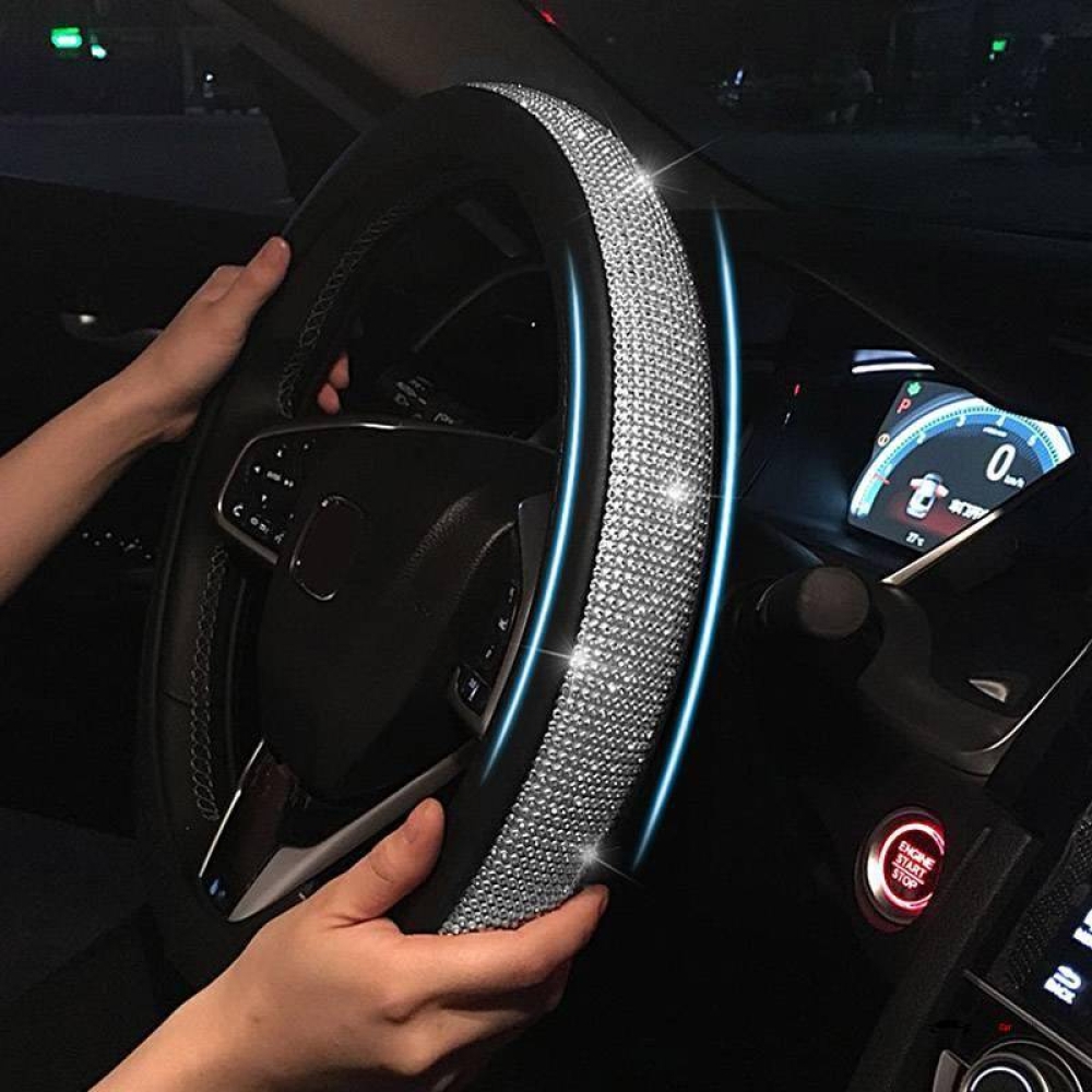 SmartCarTrends's tweet photo. Bring the Bling to Your Car with These Amazing Accessories https://t.co/BuP67z87SV #smartcartrends #blog #car #essentials #accessories #ideas https://t.co/PoKEFpAShA
