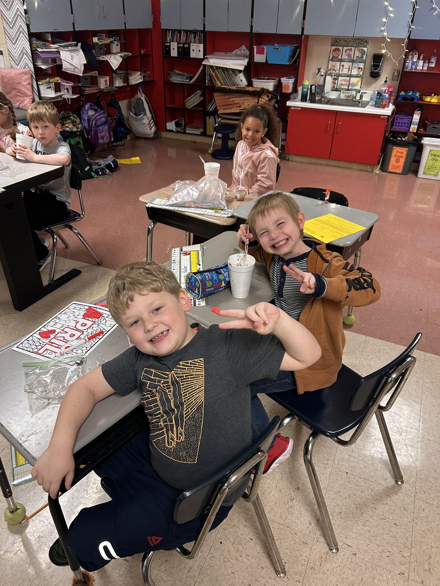 Celebrated spring by reading fiction and nonfiction texts about worms! Today we made models of worm habitats with pudding, cookies, sprinkles, and gummy worms! 

<a href="/ChristianaES1/">Christiana ES</a>