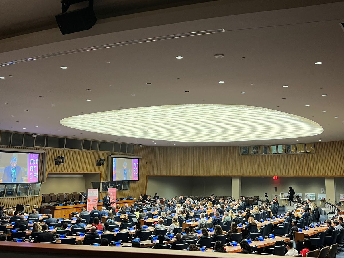 UN_OROLSI's tweet photo. On the 4th of April, we commemorated #MineAwarenessDay at the #IMAD23 Symposium at #UNHQ in NYC. Stakeholders highlighted the urgent need to eradicate landmines & unexploded ordnance.
I thank all for your efforts in calling for a world free of these dangerous legacies of war! https://t.co/U8CcITcf5N