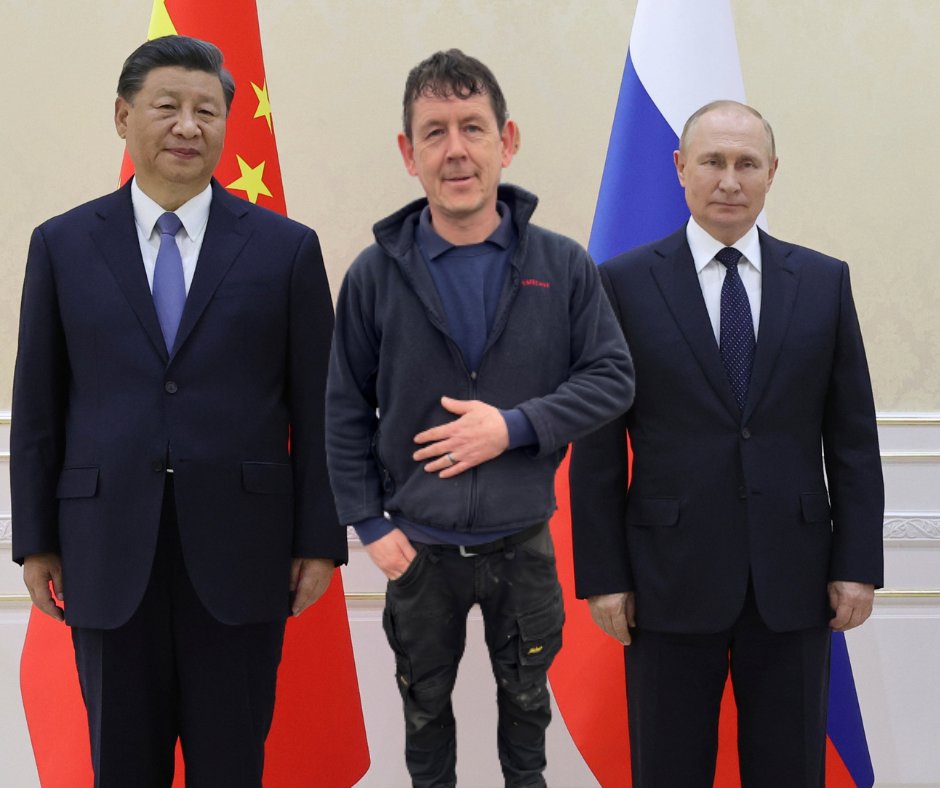 It's that time of year again when we sign off for....   you thought we'd say Easter right? Nope, Brian has been trying to get peace in the world. we told him photos or it didn't happen these were the 2 we wouldn't get banned from social media for showing!   Have a great break!