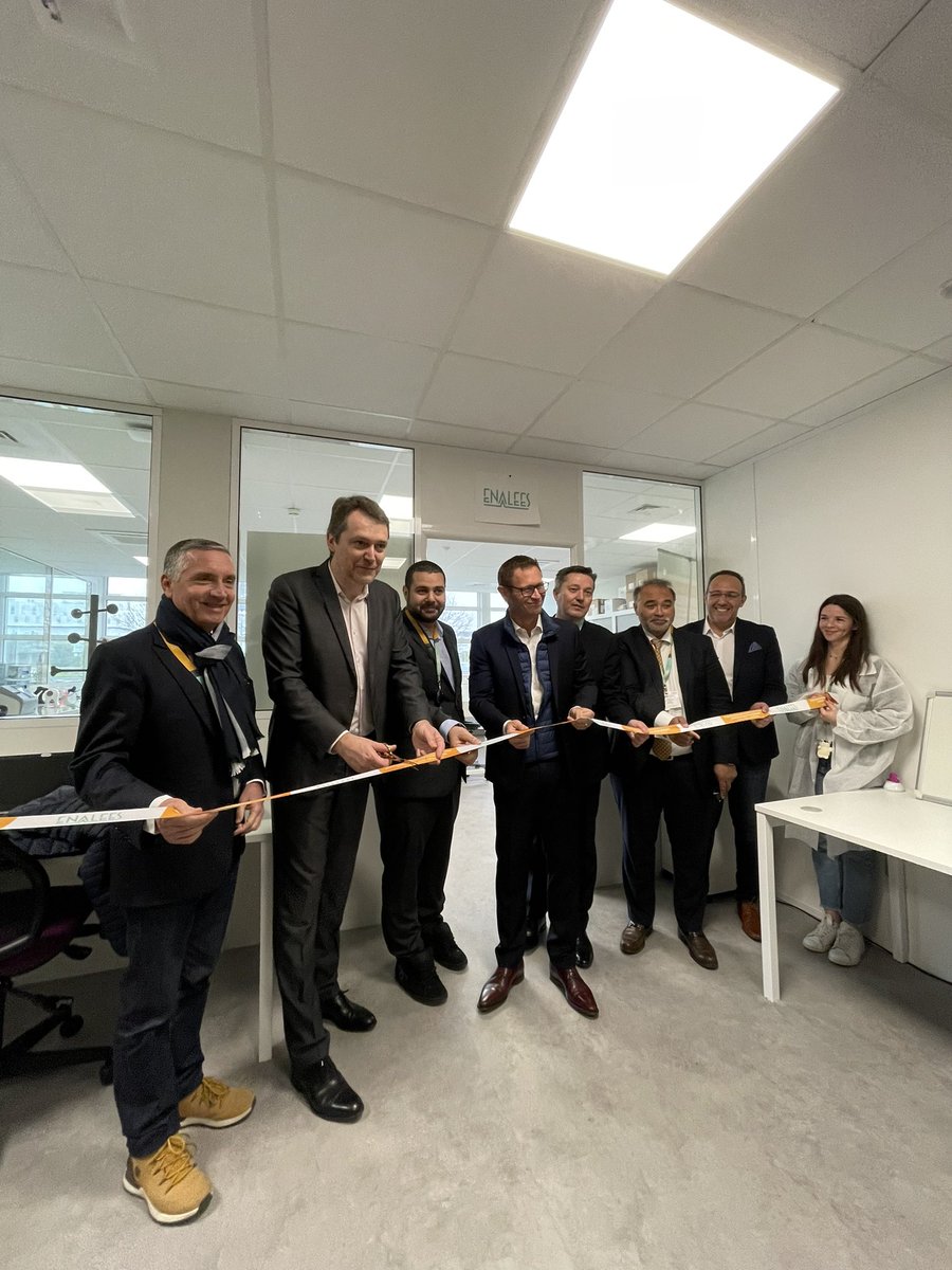 ont inauguré un nouveau laboratoire dans les locaux de <a href="/enalees/">Enalees</a> au <a href="/Genopole/">Genopole</a>