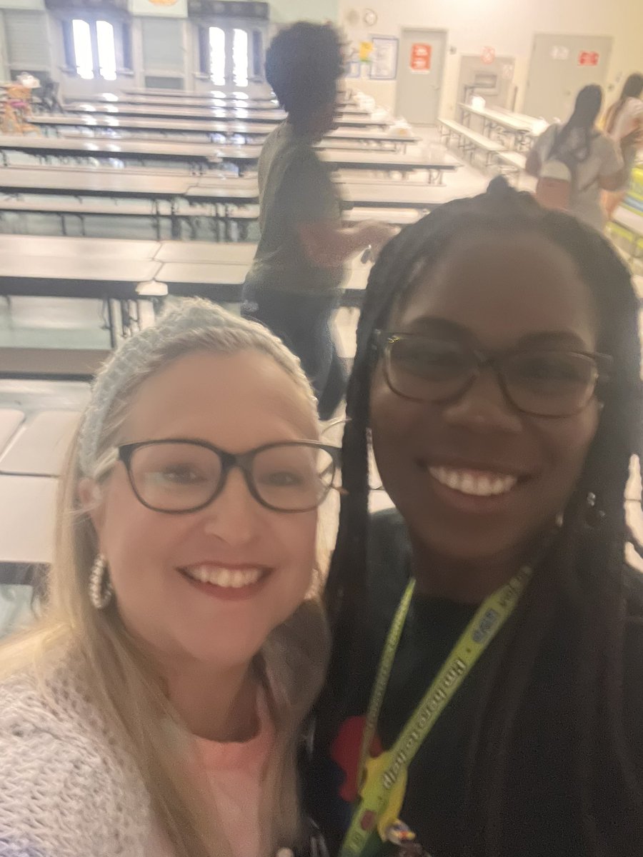 APalelis's tweet photo. Parent training on behavior at Boulevard Heights! #AutismAcceptanceMonth @TheHeightsKP @ClarkeTaneshia @sylvieco19 @ESEbroward @acostacastro10 https://t.co/BPVrwxhctT