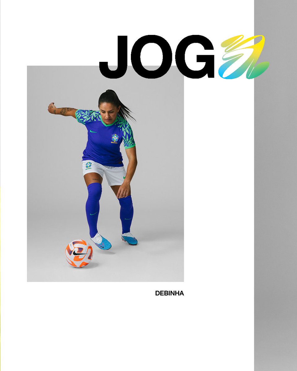 Hoje não estarei em campo com elas. Mas é com elas que eu sonho em jogar bola pra sempre. Pra cima seleção. Vamos estrear esse novo uniforme em grande estilo. #JogaPraSempre.