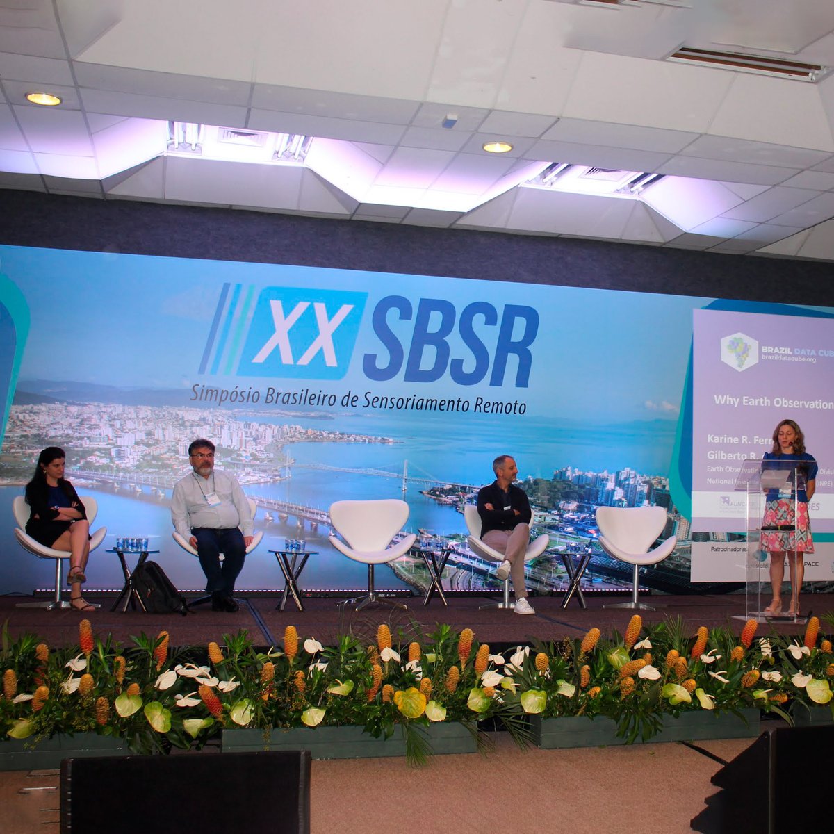 BrazilDataCube's tweet image. Special session organized by BDC team about “Earth observation data cubes, image time series analysis and deep learning” on the Brazilian Symposium on Remote Sensing with Karine Ferreira, Gilberto Queiroz, Gregory Giuliani, Gilberto Camara and Charlotte Pelletier.