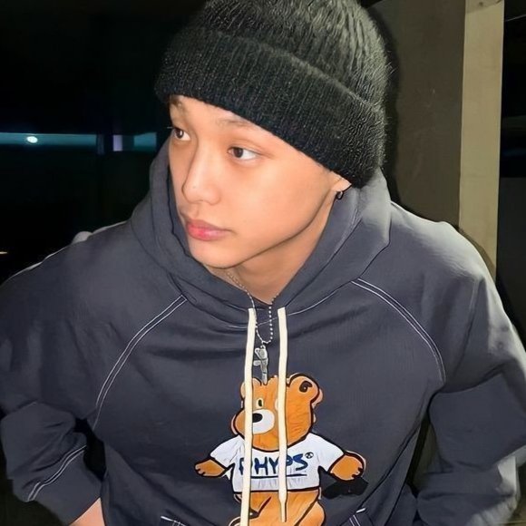 bro had me ride a cab to skate with him in ayala. is chivalry really dead?