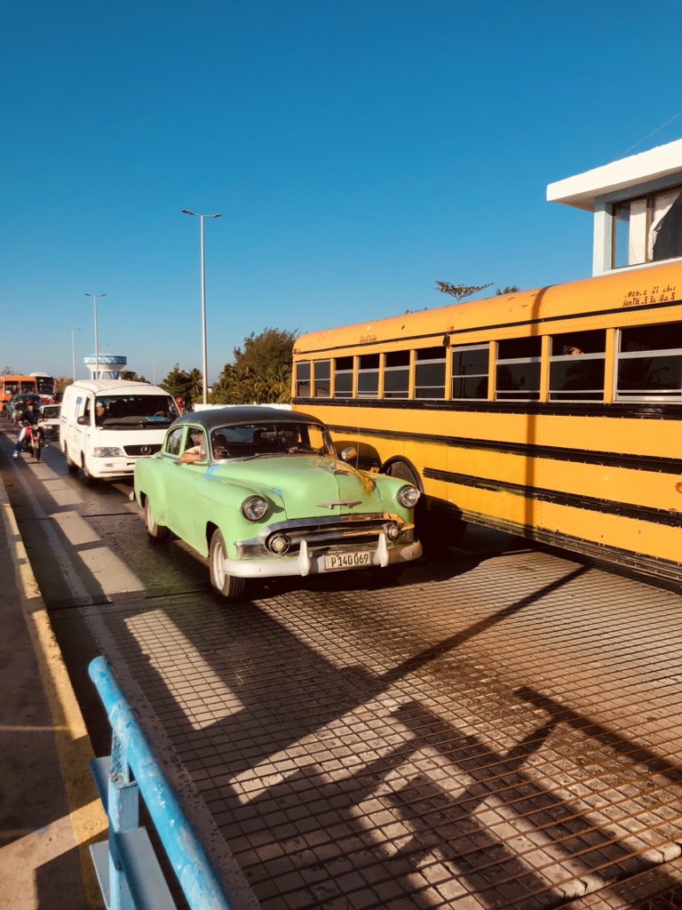 WilMetcalfe's tweet image. Still rolling #CubanStyle! 

#CubaCars #Cuba #OldCars #VintageWheels