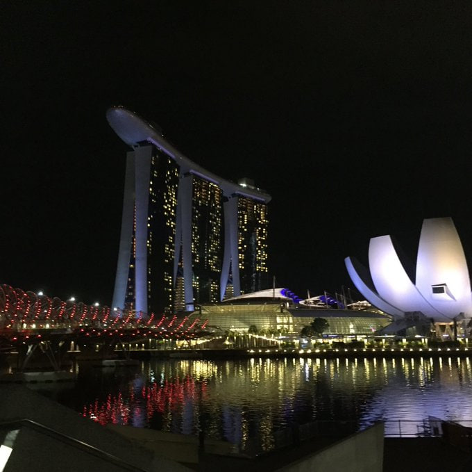 Title, SingaporeBeautiful river light color
Night Scenery #artwork #artist #artofinstagram #photo #photography #photoshoot #photographer #photogram ＃新加坡 #landscape #landscapephotography #landscapelovers #travelphotography #travel #MarinaBaySands