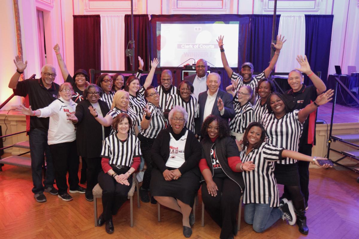 GradAkron's tweet image. Our fans had a GREAT time at this year&apos;s March GRADness event! 🏀 We are so thankful for everyone&apos;s support. To view photos from the evening, read through our program book, and more, check out our latest newsletter!

conta.cc/3zyPqHD