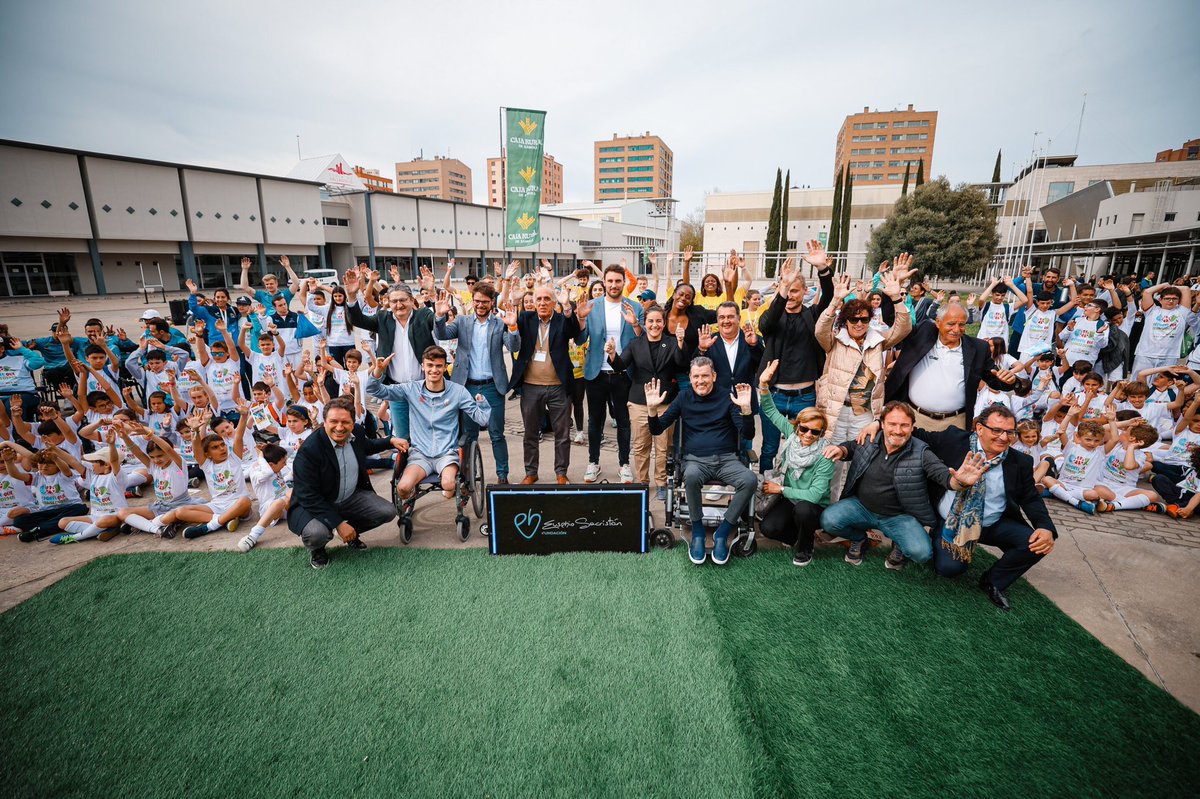 En el #DíaDelDeporte desde PGR ONG 🌀 queremos poner en valor el papel del deporte como herramienta de transformación social 🏉

Créditos. Congreso Nacional #DeporteQueTransforma Valladolid
#DíaMundialDeLaActividadFísica

pgrong.com