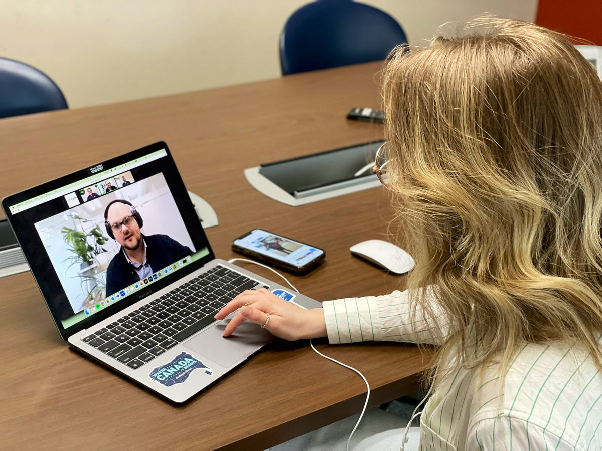 Tech Connect Thursday with @Ever_Ag_Insight is just minutes away.

Join us virtually to learn more about this #AgTech company and the exciting tech careers available. 

➡️ eventbrite.ca/e/tech-connect…