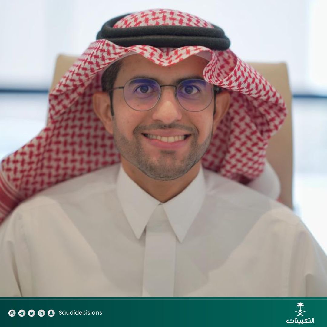 SaudiDecisions's tweet photo. تعيين الدكتور راشد بن عبدالرحمن العرفج (نائباً تنفيذياً لقطاع تموين الطائرات بالخطوط السعودية للتموين) بالإضافة إلى تكليفه للقيام بأعمال نائب الرئيس لقطاع الصحة والأمن ومراقبة المعايير. https://t.co/7y4X9xHJpQ