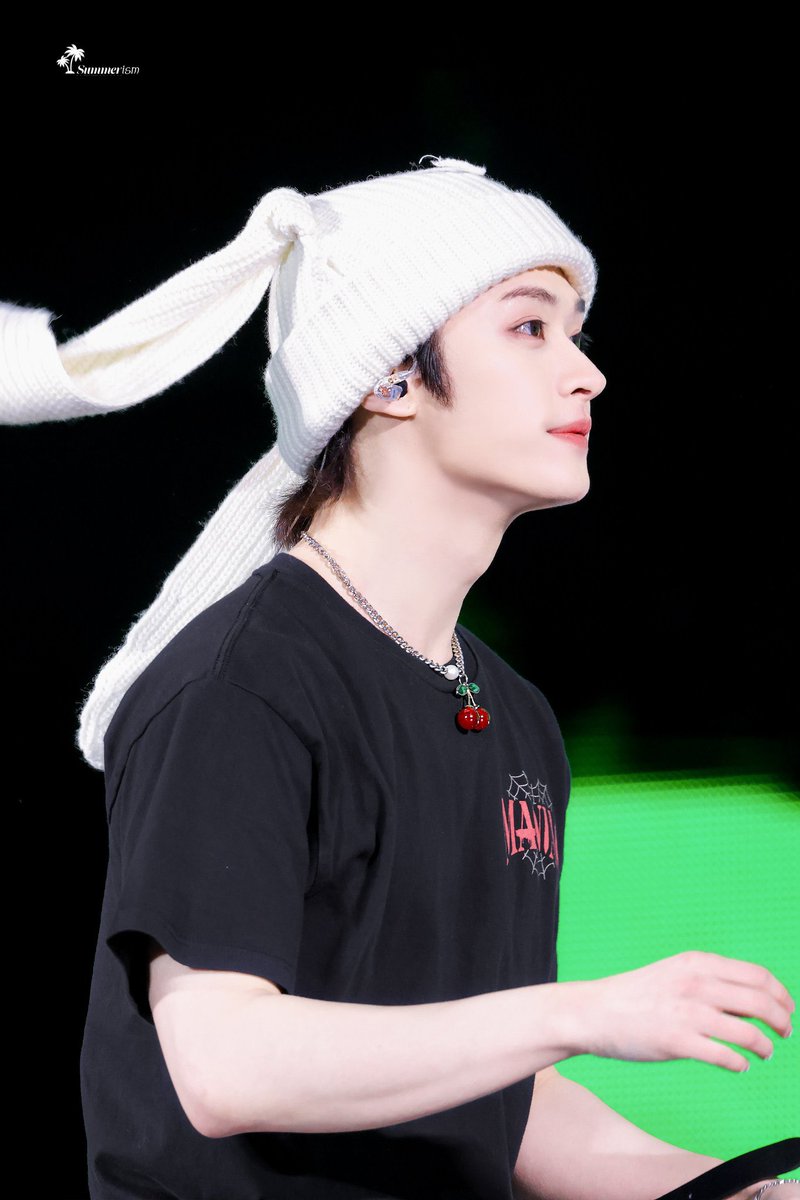 이거진짜뭐임…미남천사토끼뭐야아아….