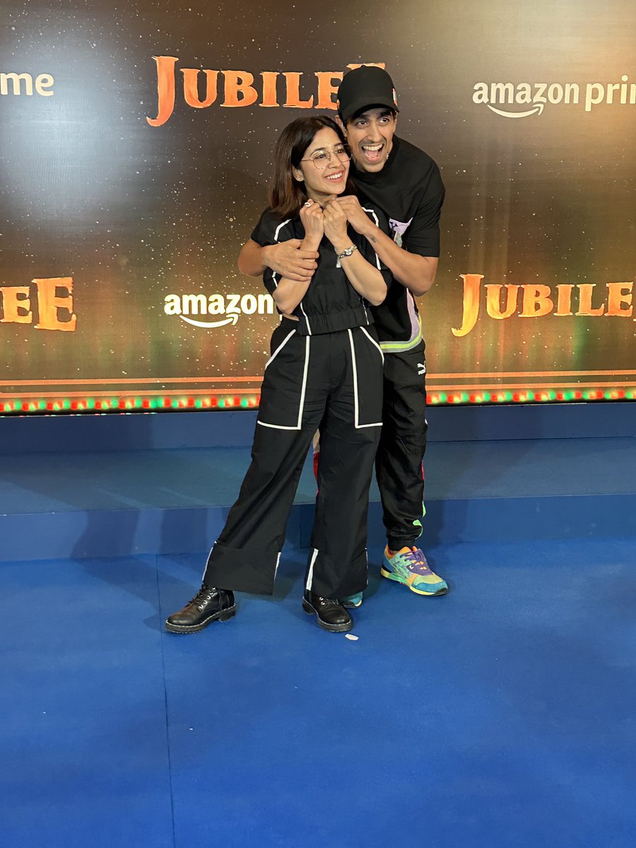 our Golu @battatawada and SlowCheeta on the blue carpet 🫶🏻

#JublieeOnPrime