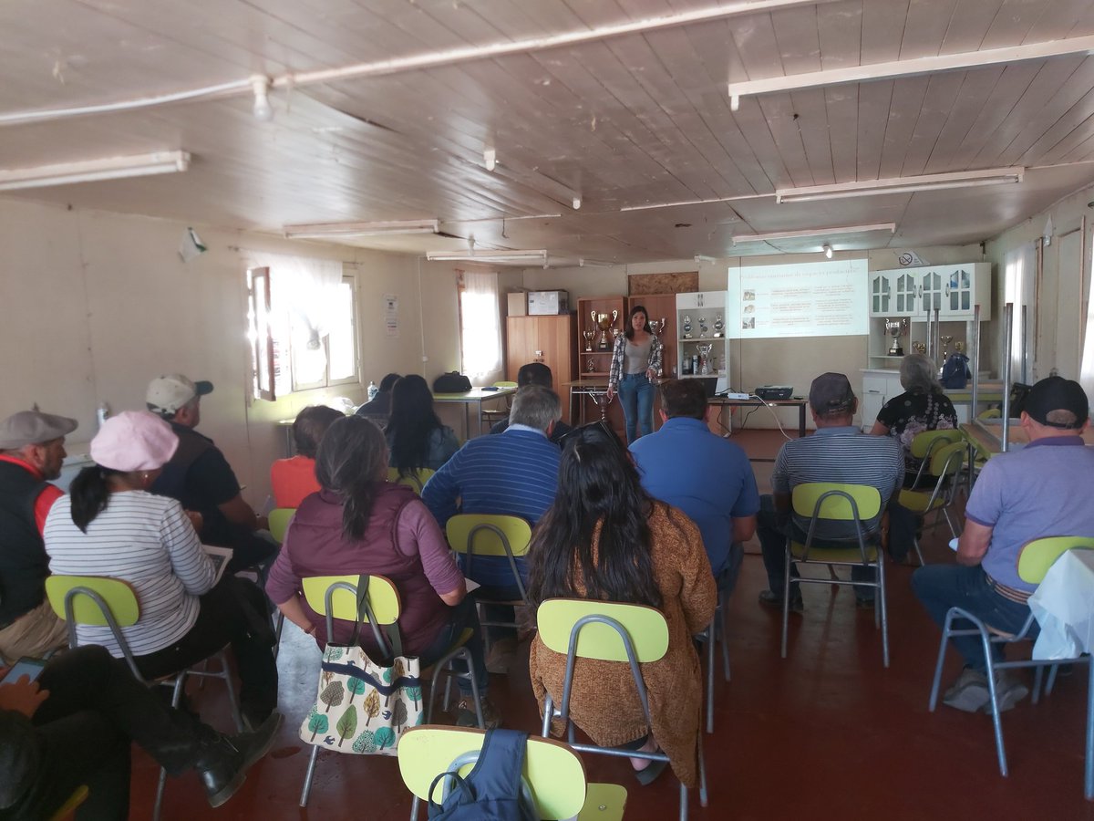 Actividad sanidad animal de productores del programa #SAT de <a href="/INDAPValparaiso/">INDAP Valparaíso</a>. Se destaca la conciencia de entender que el animal no sólo es producción si no que un ser vivo que también sufre. Consultora <a href="/Cegerm1/">Cegerm</a> a cargo de la actividad. #concienciaanimal