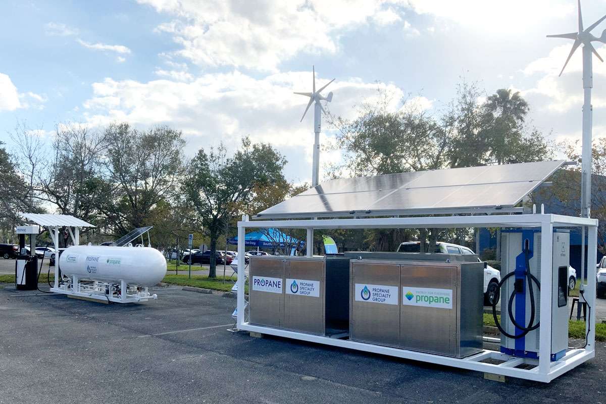 "The skid infrastructure combines an efficient 60kW propane generator...to affordably implement a drop-in charging solution."

Read more here: fuelsfix.com/2023/03/propan…

#propane #cleancities #alternativefuels #emissions  #fleets