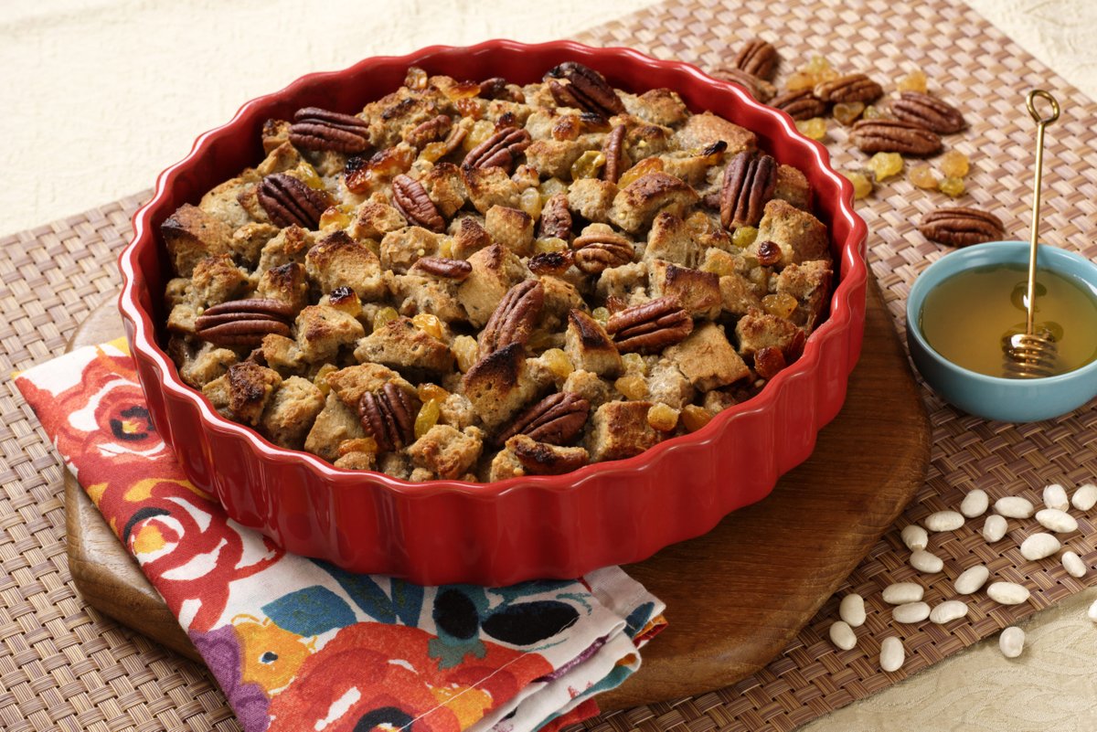 This long weekend is the perfect time to make our Honey Pecan White Bean Bread Pudding! Perfect for dessert or Sunday brunch, enjoy the same day or prepared in advance; this recipe reheats beautifully!
ow.ly/Bc4h50Nw7sO
#LovePulses #baking #LoveCDNBeans