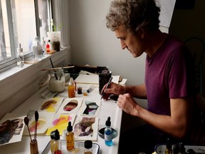 📰 #Documentary draws an entertaining picture of the story of ink that is rich, important and very much alive. More via <a href="/VancouverSun/">The Vancouver Sun</a> → bit.ly/3nHG9Ks

🎦 See <a href="/bdjfilm/">Brian Johnson</a>'s THE COLOUR OF INK at a theatre near you while you still can → bit.ly/ColourInkTheat… #NFB