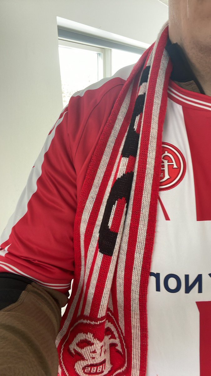 CRCScriptor's tweet image. Semifinale