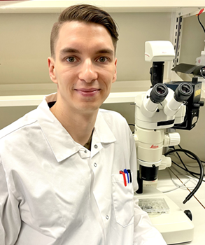 DMM Journal (@dmm_journal) on Twitter photo Meet Toni Lemmetyinen, PhD student from <a href="/SaaraOllila/">Saara Ollila</a> lab <a href="/helsinkiuni/">University of Helsinki</a> & 1st author of new paper on #regenerative response, involving neuregulin 1, that protects intestinal epithelium from injury & does not support #tumorigenesis
📰journals.biologists.com/dmm/article/16… #OpenAccess Meet Toni Lemmetyinen, PhD student from <a href="/SaaraOllila/">Saara Ollila</a> lab <a href="/helsinkiuni/">University of Helsinki</a> & 1st author of new paper on #regenerative response, involving neuregulin 1, that protects intestinal epithelium from injury & does not support #tumorigenesis
📰journals.biologists.com/dmm/article/16… #OpenAccess